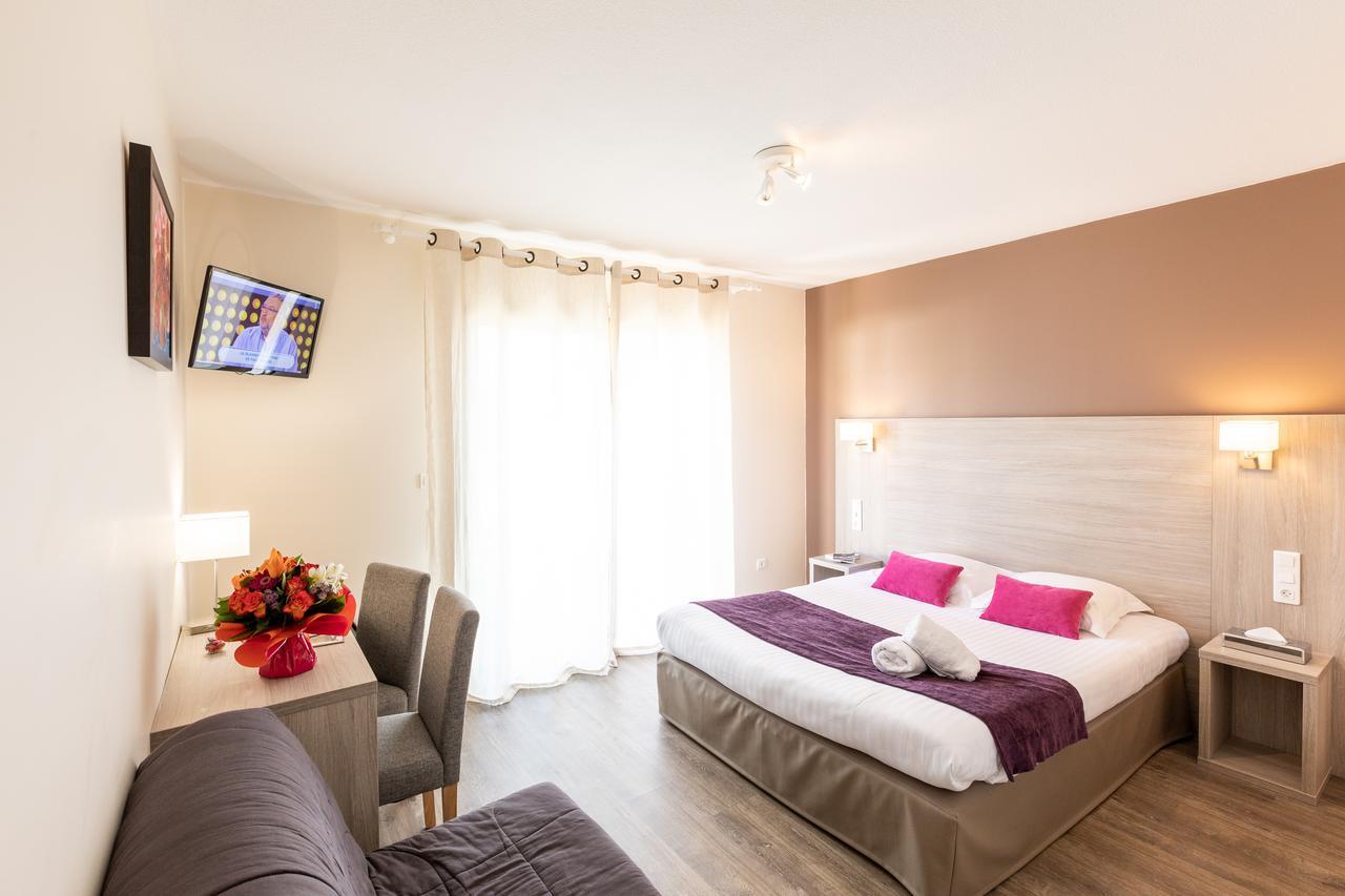 L'Oustal De Vezac Hotel Ngoại thất bức ảnh